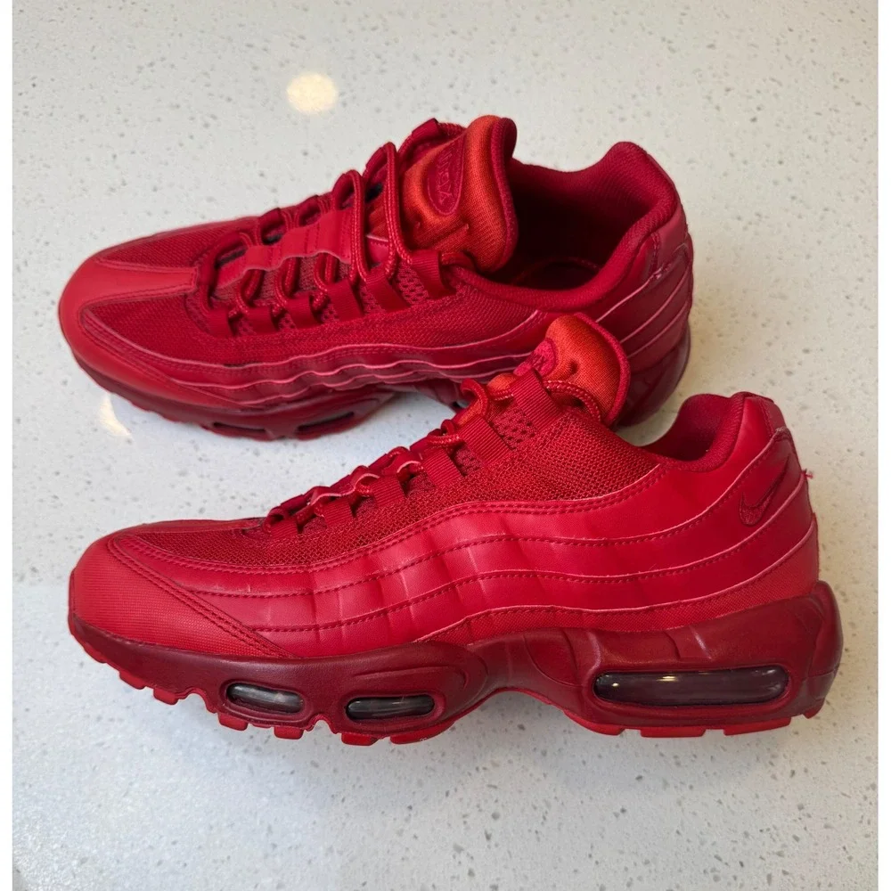 Nike Air Max 95 Sneakers Mens 10.5 Red Excellent Streetwear